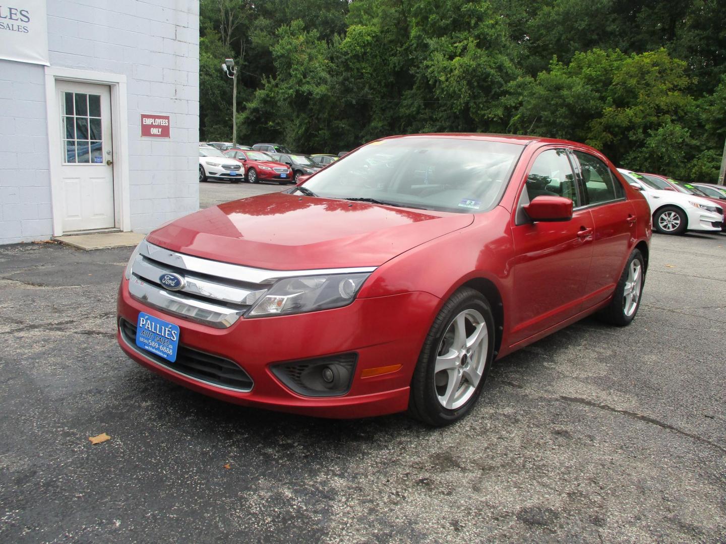 2011 RED Ford Fusion I4 SE (3FAHP0HAXBR) with an 2.5L L4 DOHC 16V engine, located at 540a Delsea Drive, Sewell, NJ, 08080, (856) 589-6888, 39.752560, -75.111206 - Photo#0