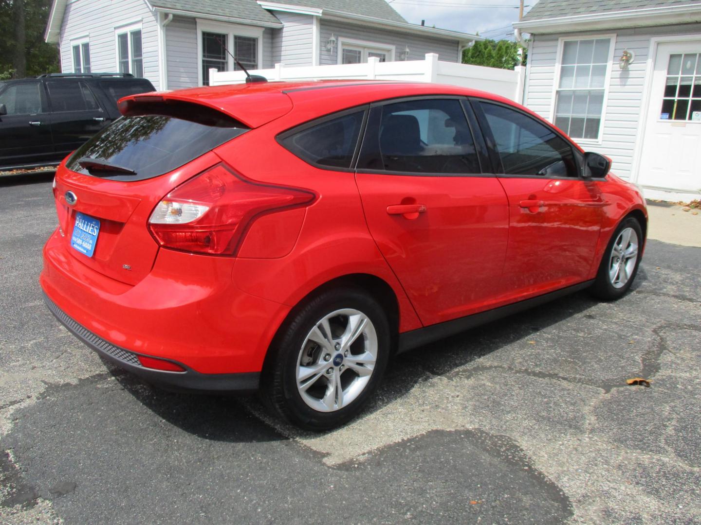 2012 RED Ford Focus SE (1FAHP3K2XCL) with an 2.0L L4 DOHC 16V engine, AUTOMATIC transmission, located at 540a Delsea Drive, Sewell, NJ, 08080, (856) 589-6888, 39.752560, -75.111206 - Photo#6