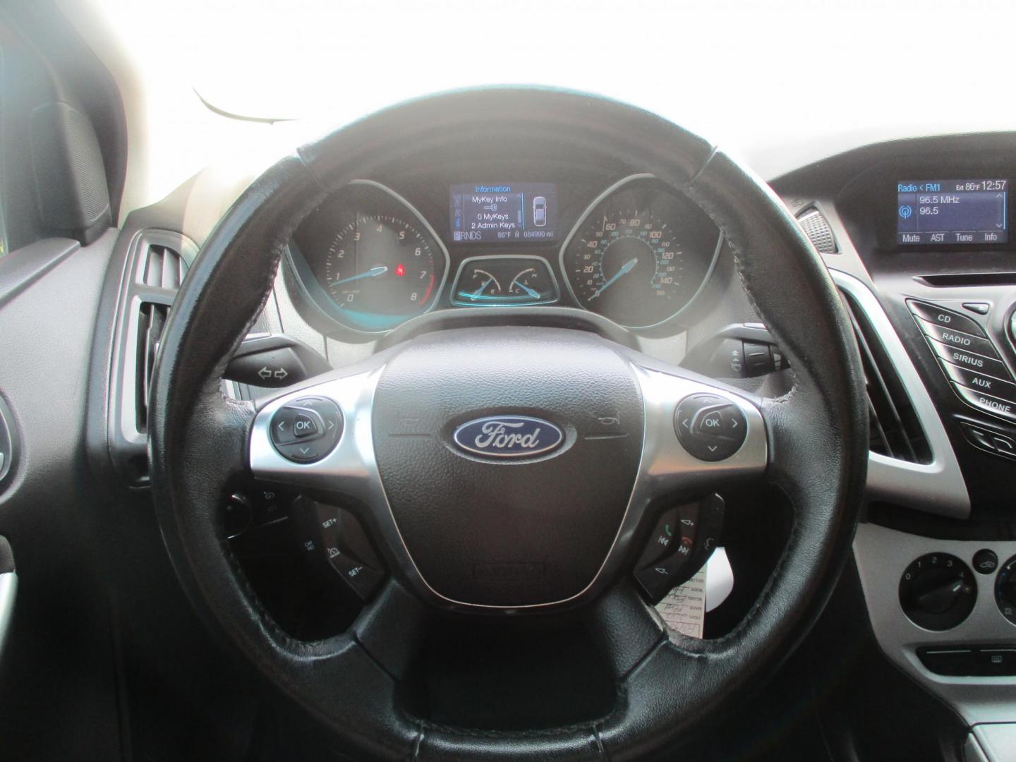 2012 RED Ford Focus SE (1FAHP3K2XCL) with an 2.0L L4 DOHC 16V engine, AUTOMATIC transmission, located at 540a Delsea Drive, Sewell, NJ, 08080, (856) 589-6888, 39.752560, -75.111206 - Photo#11