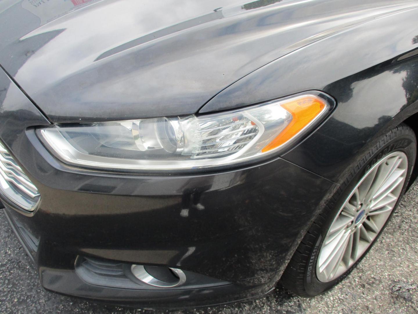 2014 BLACK Ford Fusion SE (3FA6P0HD0ER) with an 1.5L L4 DOHC 16V engine, located at 540a Delsea Drive, Sewell, NJ, 08080, (856) 589-6888, 39.752560, -75.111206 - Photo#13