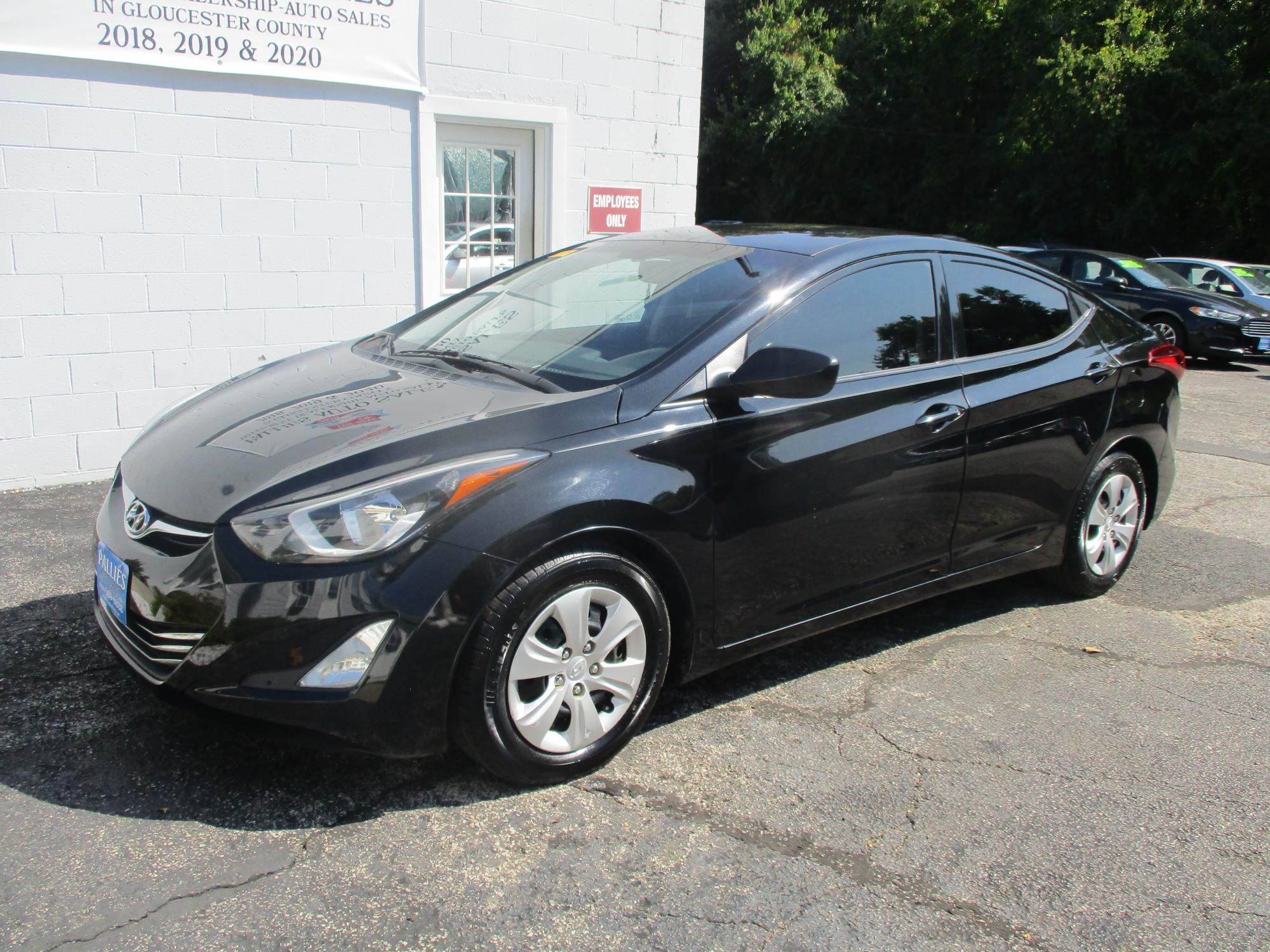 photo of 2016 Hyundai Elantra Limited