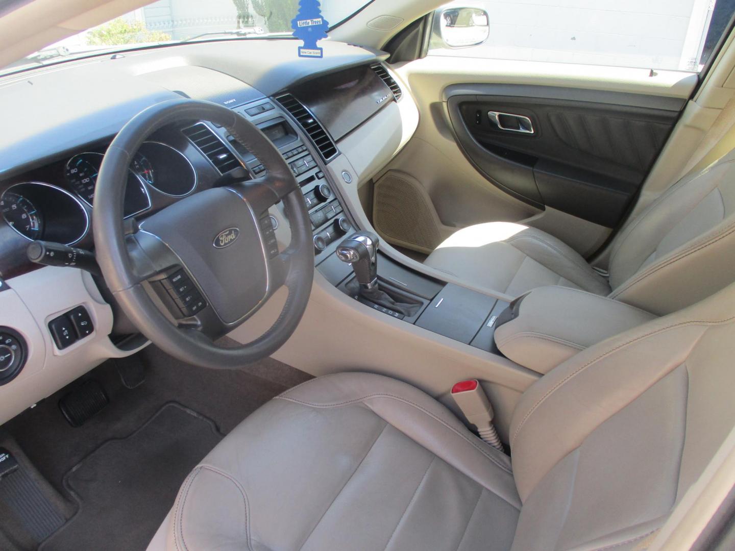 2012 WHITE Ford Taurus SEL FWD (1FAHP2EW3CG) with an 3.5L V6 DOHC 24V engine, 6-Speed Automatic transmission, located at 540a Delsea Drive, Sewell, NJ, 08080, (856) 589-6888, 39.752560, -75.111206 - Photo#13