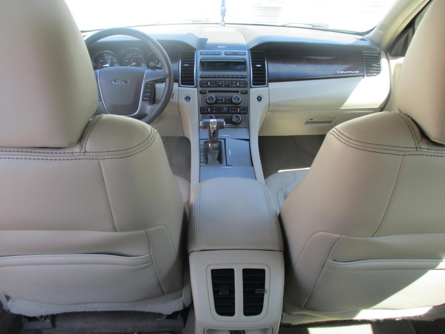 2012 WHITE Ford Taurus SEL FWD (1FAHP2EW3CG) with an 3.5L V6 DOHC 24V engine, 6-Speed Automatic transmission, located at 540a Delsea Drive, Sewell, NJ, 08080, (856) 589-6888, 39.752560, -75.111206 - Photo#15