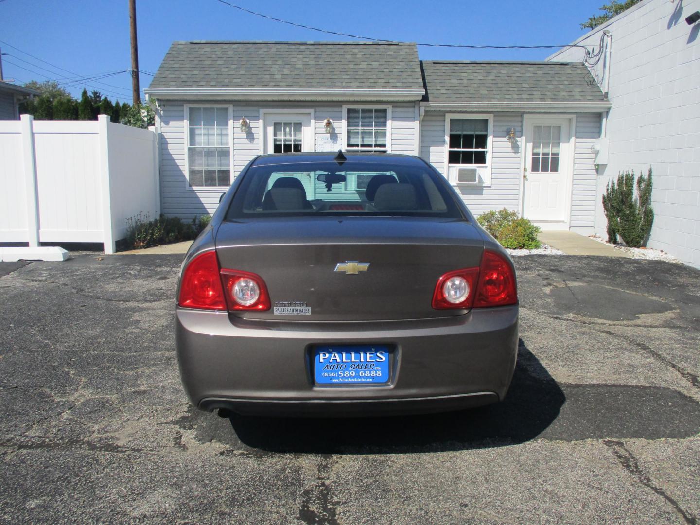 2012 GRAY Chevrolet Malibu LS (1G1ZB5E01CF) with an 2.4L L4 DOHC 16V engine, 6-Speed Automatic transmission, located at 540a Delsea Drive, Sewell, NJ, 08080, (856) 589-6888, 39.752560, -75.111206 - Photo#3