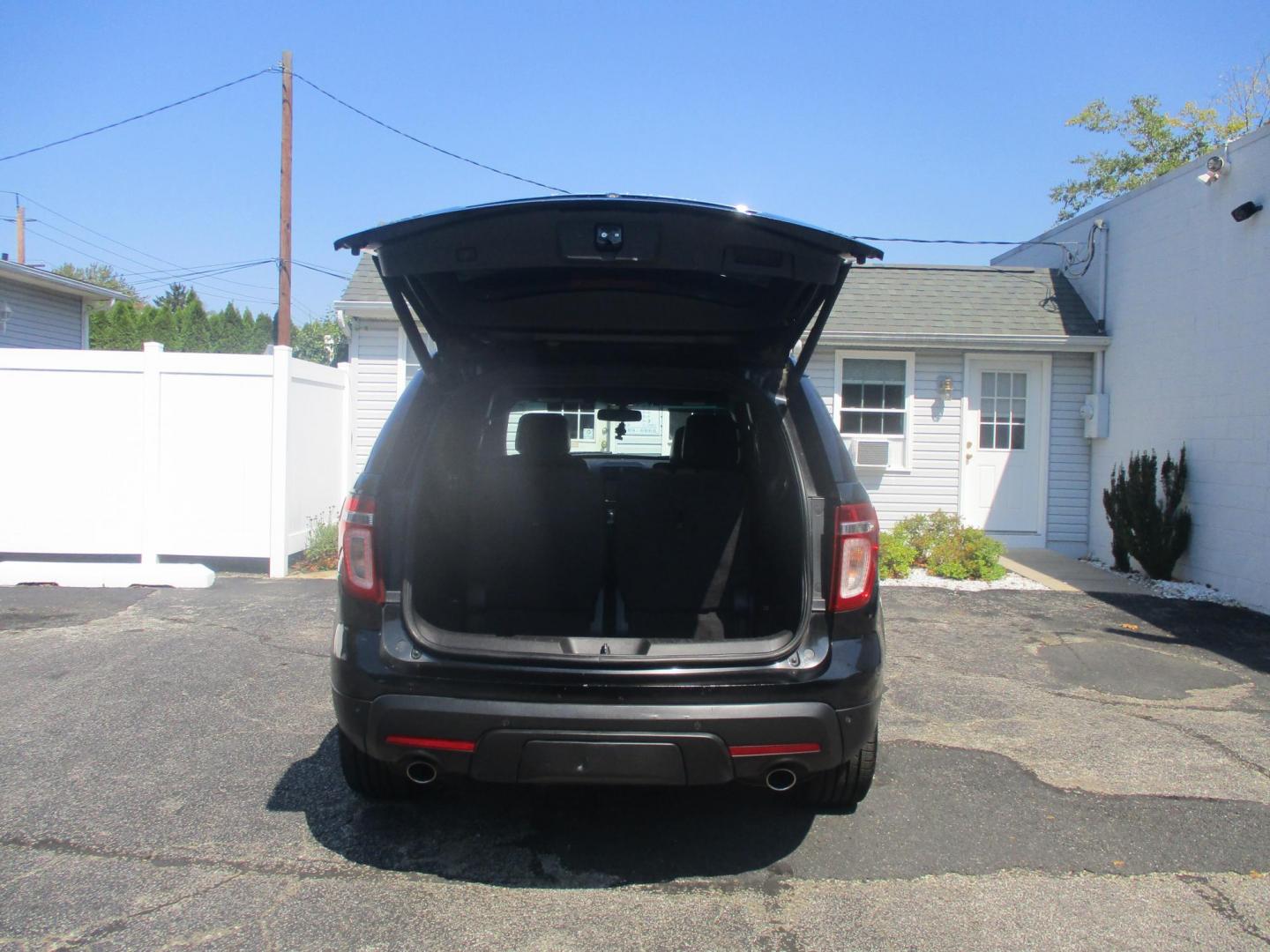 2015 BLACK Ford Explorer Limited 4WD (1FM5K8F82FG) with an 3.5L V6 DOHC 24V engine, 6-Speed Automatic transmission, located at 540a Delsea Drive, Sewell, NJ, 08080, (856) 589-6888, 39.752560, -75.111206 - Photo#30