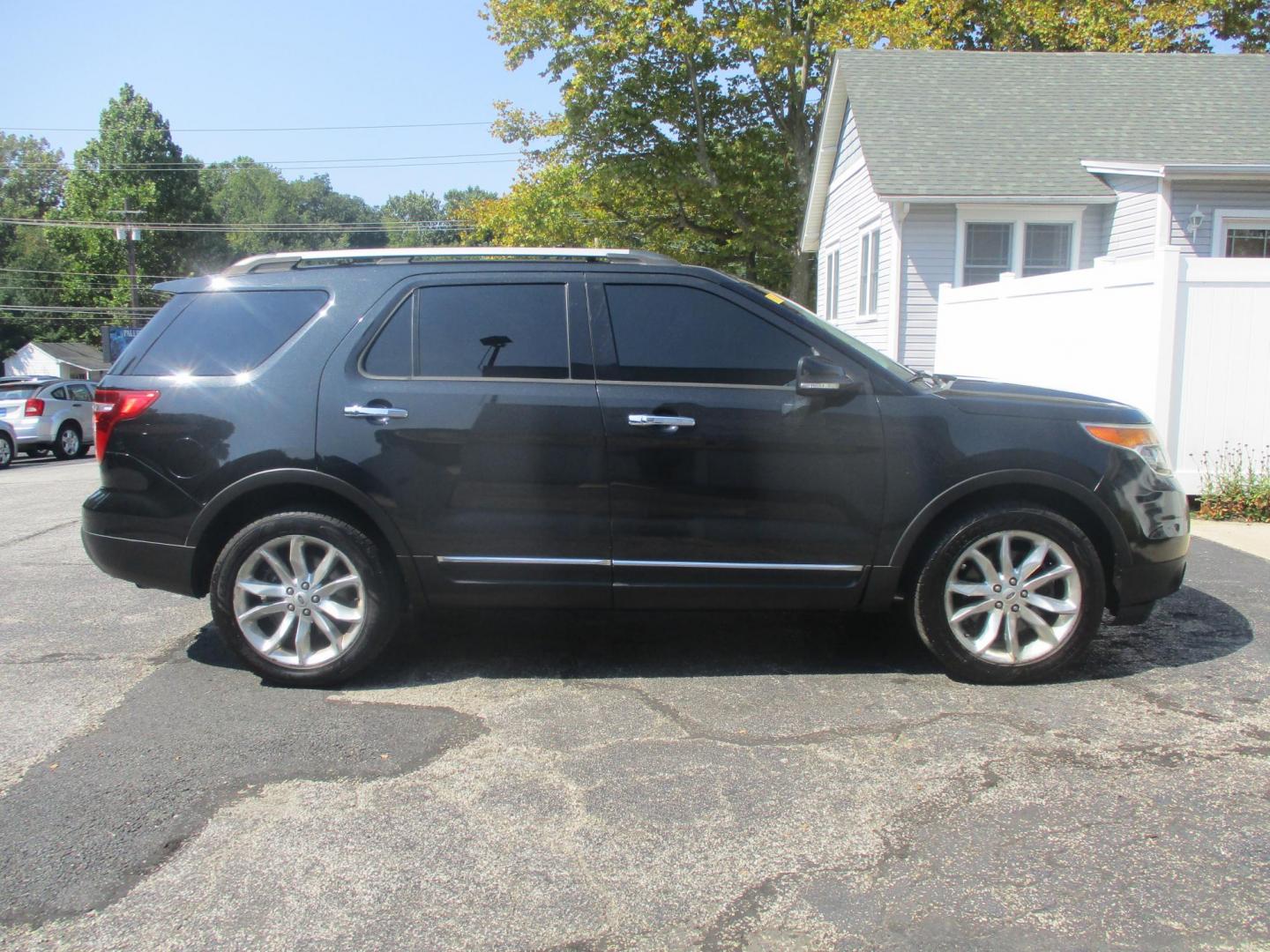 2015 BLACK Ford Explorer Limited 4WD (1FM5K8F82FG) with an 3.5L V6 DOHC 24V engine, 6-Speed Automatic transmission, located at 540a Delsea Drive, Sewell, NJ, 08080, (856) 589-6888, 39.752560, -75.111206 - Photo#9