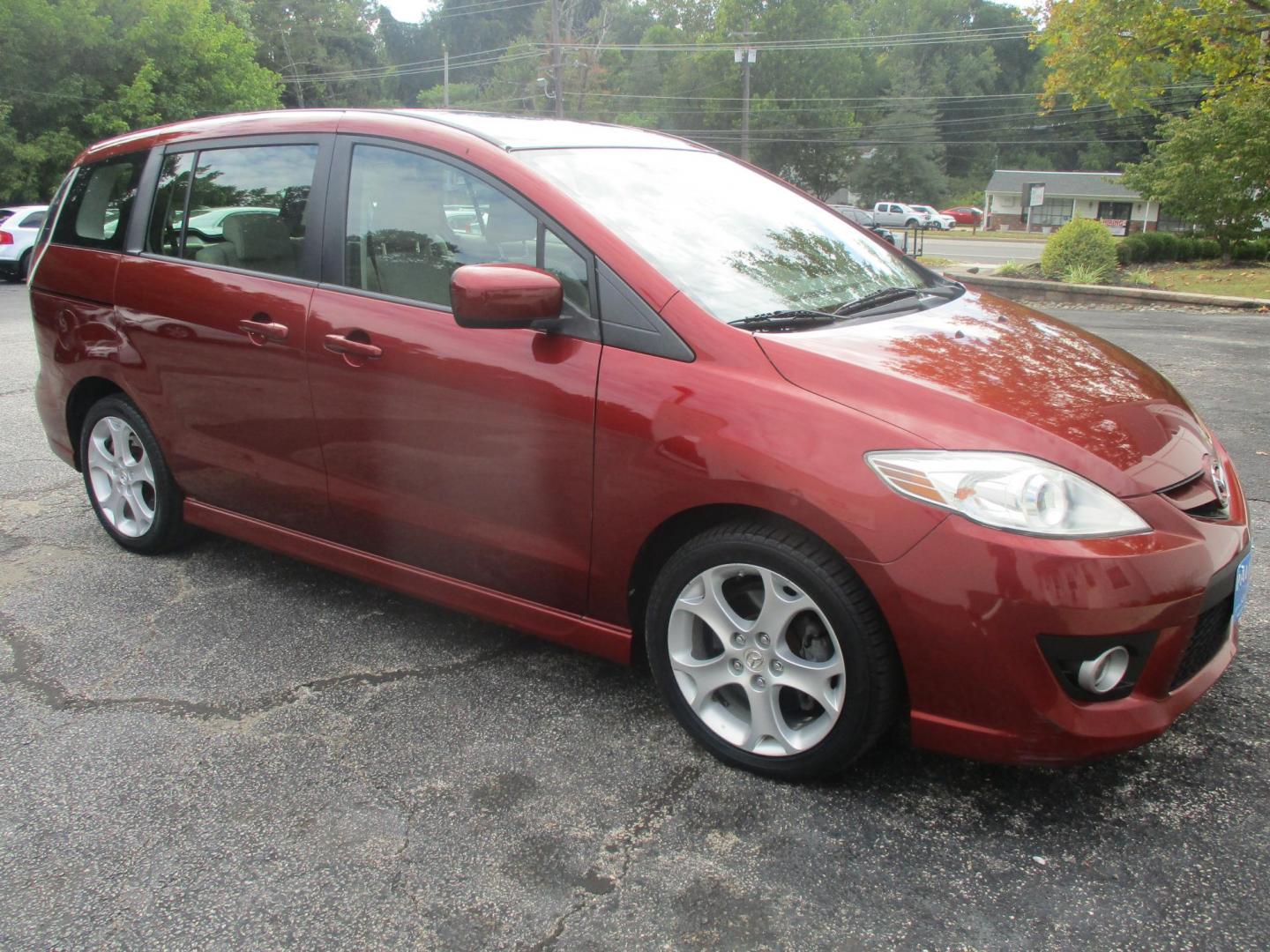 2010 RED Mazda MAZDA5 Grand Touring (JM1CR2WL5A0) with an 2.3L L4 DOHC 16V engine, AUTOMATIC transmission, located at 540a Delsea Drive, Sewell, NJ, 08080, (856) 589-6888, 39.752560, -75.111206 - Photo#12