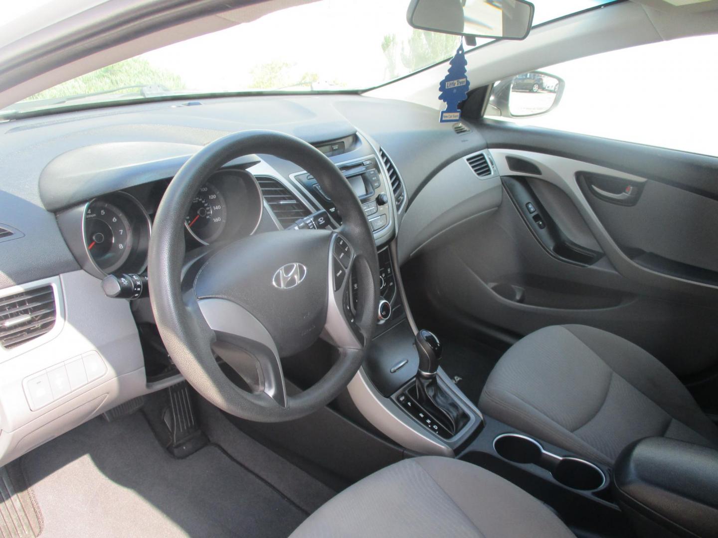 2015 WHITE Hyundai Elantra Limited (5NPDH4AEXFH) with an 1.8L L4 DOHC 16V engine, 6-Speed Automatic transmission, located at 540a Delsea Drive, Sewell, NJ, 08080, (856) 589-6888, 39.752560, -75.111206 - Photo#12