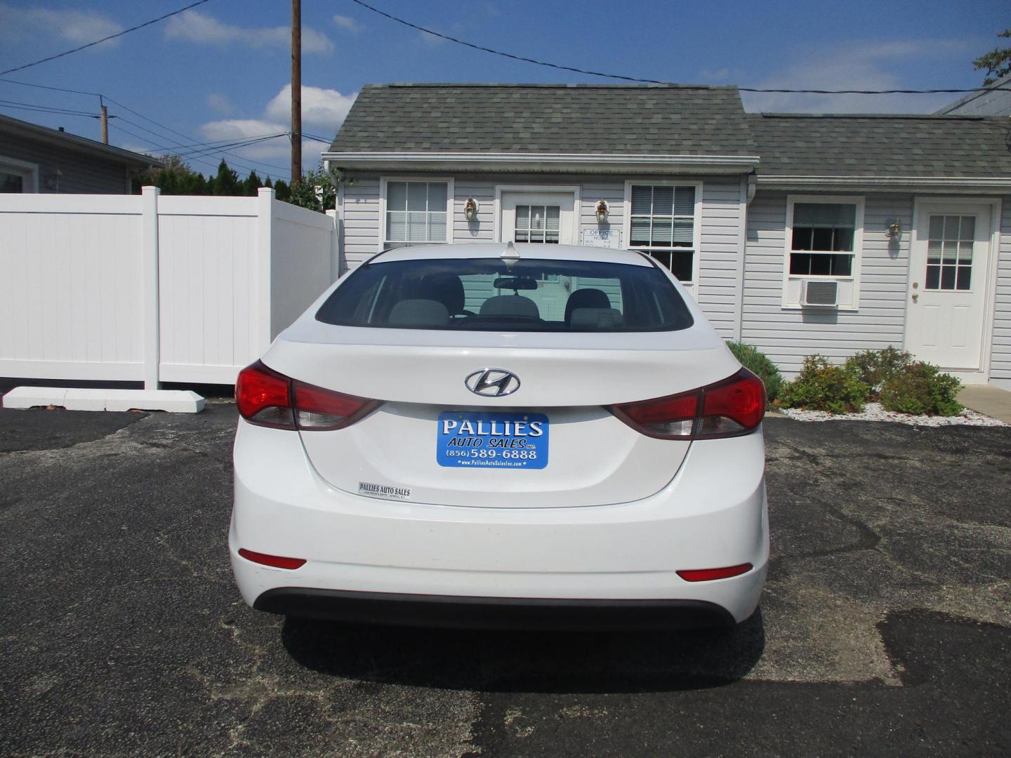 2015 WHITE Hyundai Elantra Limited (5NPDH4AEXFH) with an 1.8L L4 DOHC 16V engine, 6-Speed Automatic transmission, located at 540a Delsea Drive, Sewell, NJ, 08080, (856) 589-6888, 39.752560, -75.111206 - Photo#6