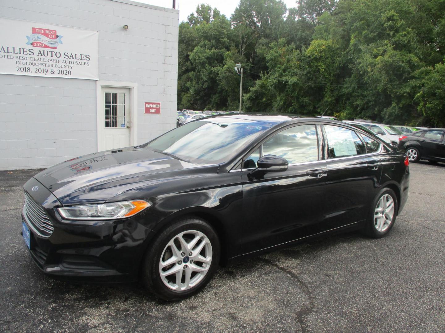 2016 BLACK Ford Fusion SE (3FA6P0H79GR) with an 2.5L L4 DOHC 16V engine, 6-Speed Automatic transmission, located at 540a Delsea Drive, Sewell, NJ, 08080, (856) 589-6888, 39.752560, -75.111206 - Photo#0