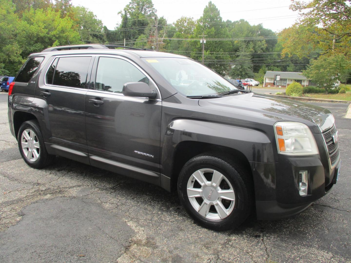 2013 BLACK GMC Terrain SLE2 FWD (2GKALSEK0D6) with an 2.4L L4 DOHC 16V FFV engine, 6-Speed Automatic transmission, located at 540a Delsea Drive, Sewell, NJ, 08080, (856) 589-6888, 39.752560, -75.111206 - Photo#10