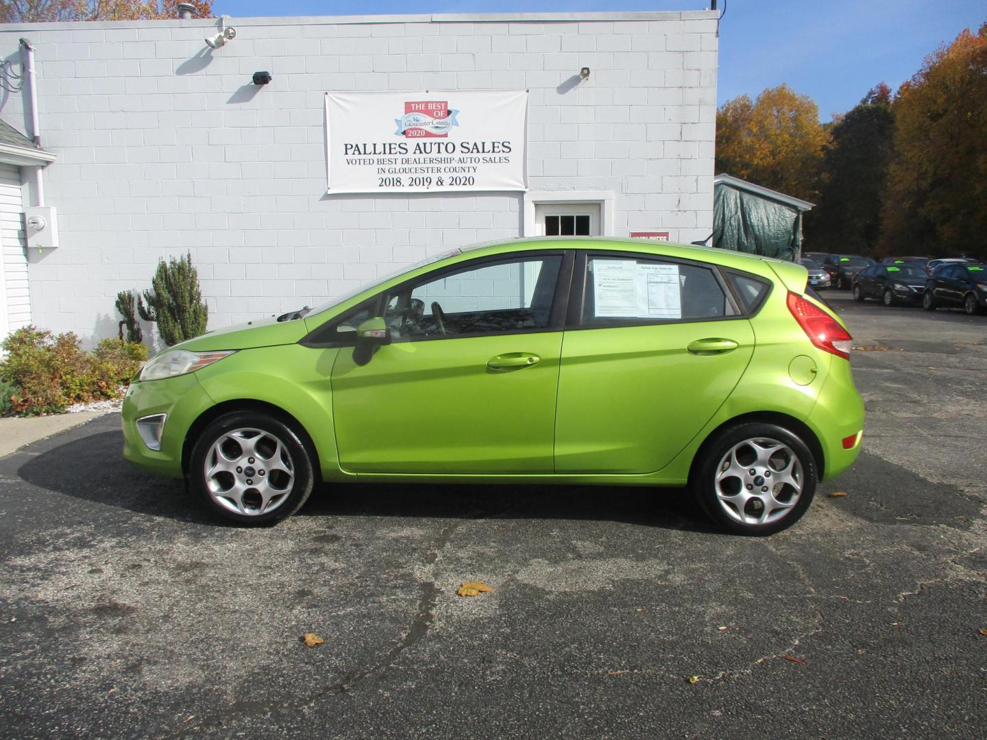 2011 GREEN Ford Fiesta SES Hatchback (3FADP4FJ9BM) with an 1.6L L4 DOHC 16V engine, located at 540a Delsea Drive, Sewell, NJ, 08080, (856) 589-6888, 39.752560, -75.111206 - Photo#1