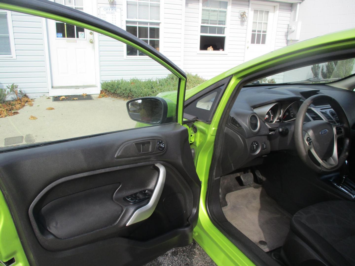 2011 GREEN Ford Fiesta SES Hatchback (3FADP4FJ9BM) with an 1.6L L4 DOHC 16V engine, located at 540a Delsea Drive, Sewell, NJ, 08080, (856) 589-6888, 39.752560, -75.111206 - Photo#13