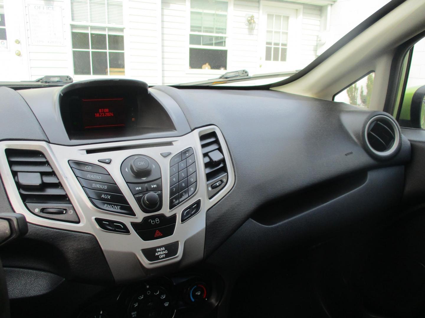 2011 GREEN Ford Fiesta SES Hatchback (3FADP4FJ9BM) with an 1.6L L4 DOHC 16V engine, located at 540a Delsea Drive, Sewell, NJ, 08080, (856) 589-6888, 39.752560, -75.111206 - Photo#20