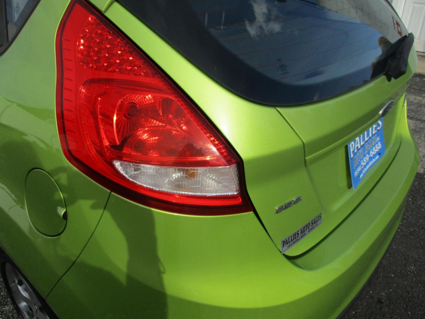 2011 GREEN Ford Fiesta SES Hatchback (3FADP4FJ9BM) with an 1.6L L4 DOHC 16V engine, located at 540a Delsea Drive, Sewell, NJ, 08080, (856) 589-6888, 39.752560, -75.111206 - Photo#4