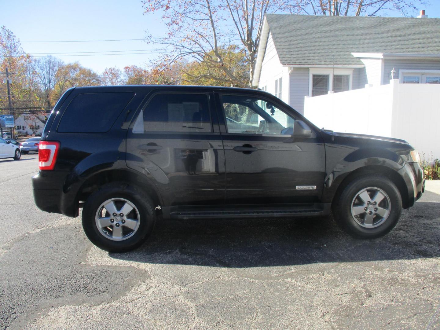 2008 BLACK Ford Escape XLT 4WD V6 (1FMCU93138K) with an 3.0L V6 DOHC 24V engine, 4-Speed Automatic Overdrive transmission, located at 540a Delsea Drive, Sewell, NJ, 08080, (856) 589-6888, 39.752560, -75.111206 - Photo#8