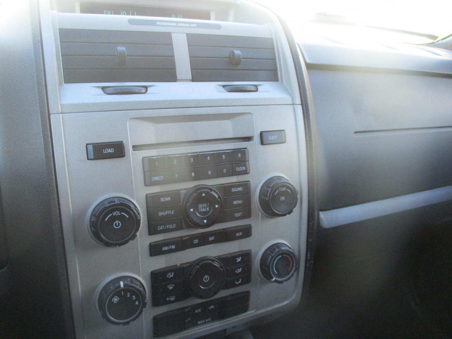 2008 BLACK Ford Escape XLT 4WD V6 (1FMCU93138K) with an 3.0L V6 DOHC 24V engine, 4-Speed Automatic Overdrive transmission, located at 540a Delsea Drive, Sewell, NJ, 08080, (856) 589-6888, 39.752560, -75.111206 - Photo#22