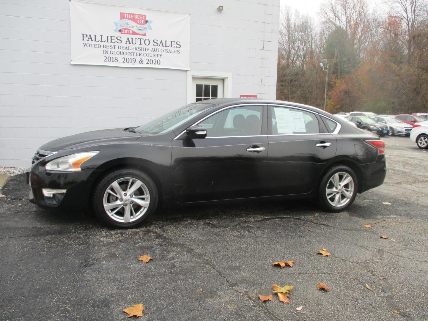 2014 BLACK Nissan Altima 2.5 SL (1N4AL3AP7EC) with an 2.5L L4 DOHC 16V engine, Continuously Variable Transmission transmission, located at 540a Delsea Drive, Sewell, NJ, 08080, (856) 589-6888, 39.752560, -75.111206 - Photo#2