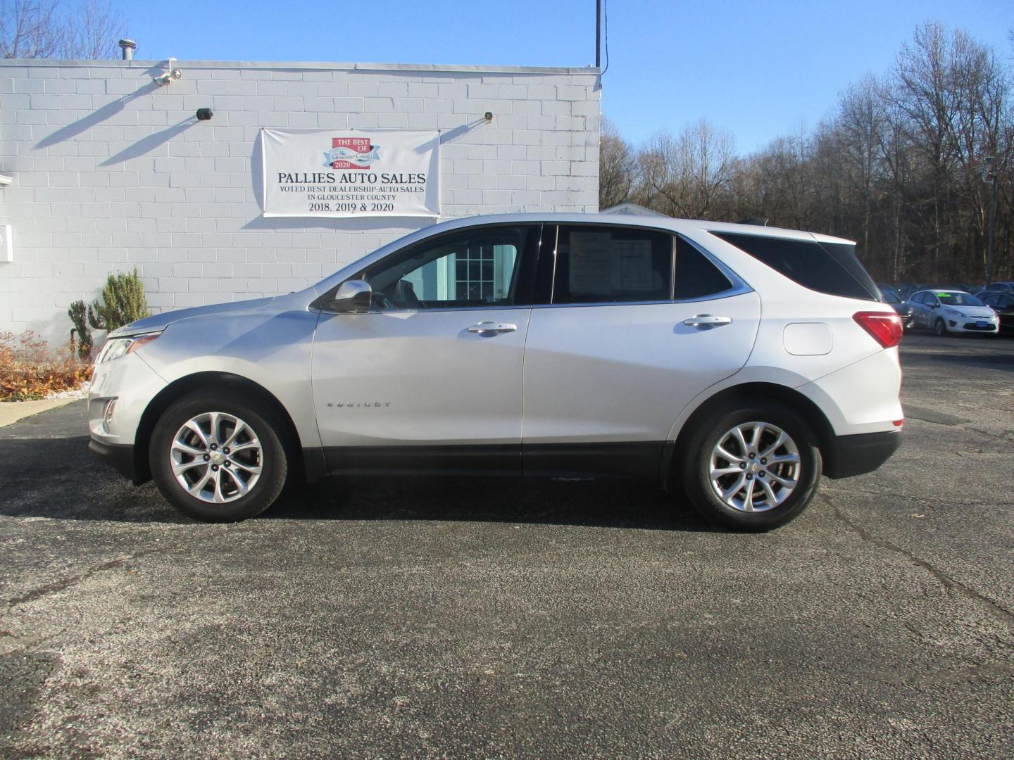 2018 SILVER Chevrolet Equinox LT 2WD (3GNAXJEVXJS) with an 1.5L L4 DIR DOHC 16V TURBO engine, 6A transmission, located at 540a Delsea Drive, Sewell, NJ, 08080, (856) 589-6888, 39.752560, -75.111206 - Photo#2