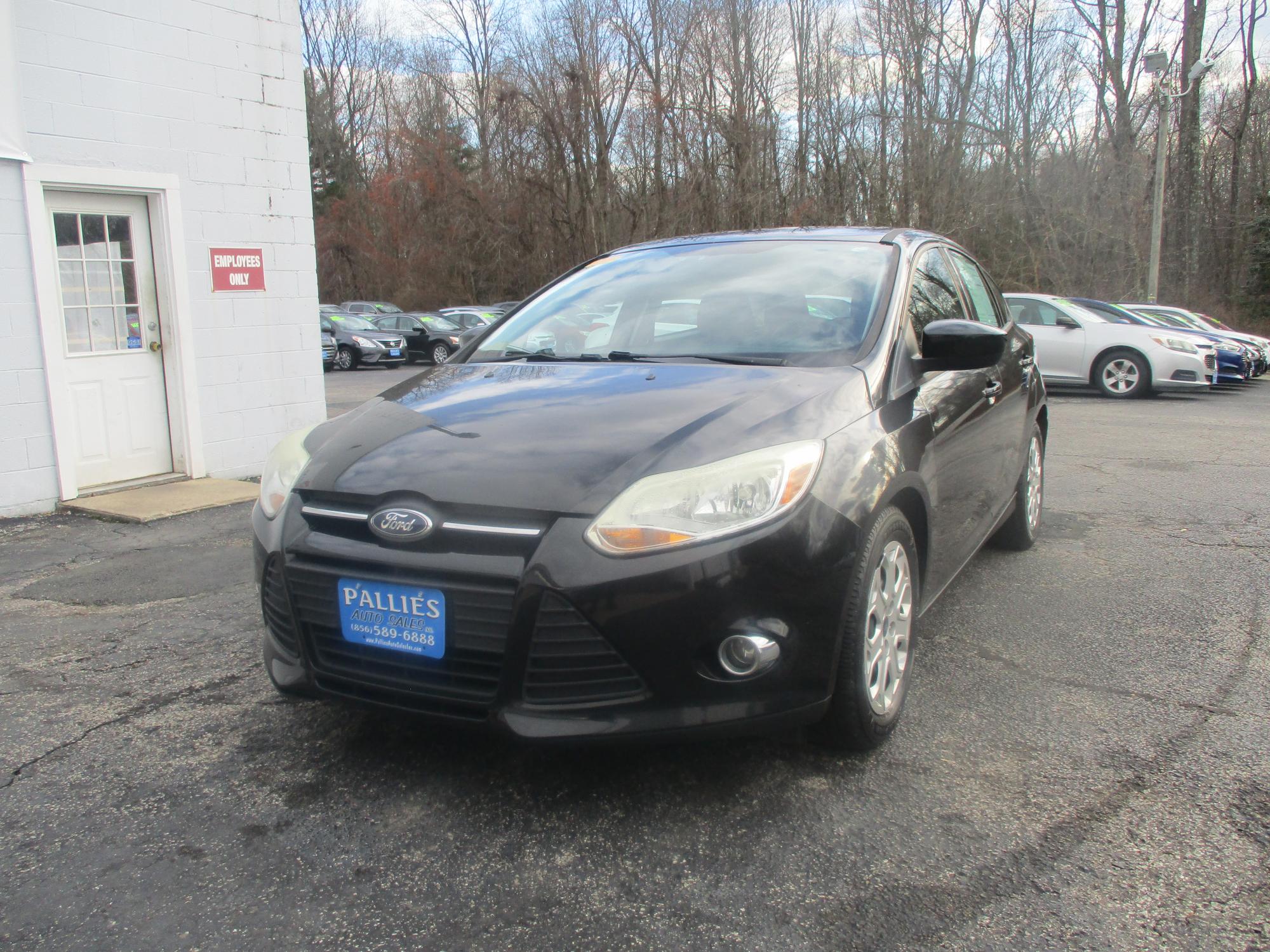 photo of 2012 Ford Focus SE