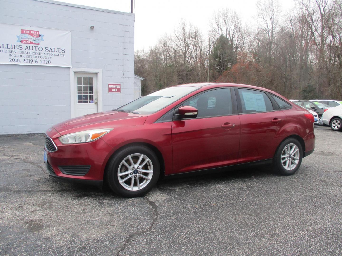 2015 RED Ford Focus SE Sedan (1FADP3F25FL) with an 2.0L L4 DOHC 16V engine, located at 540a Delsea Drive, Sewell, NJ, 08080, (856) 589-6888, 39.752560, -75.111206 - Photo#1