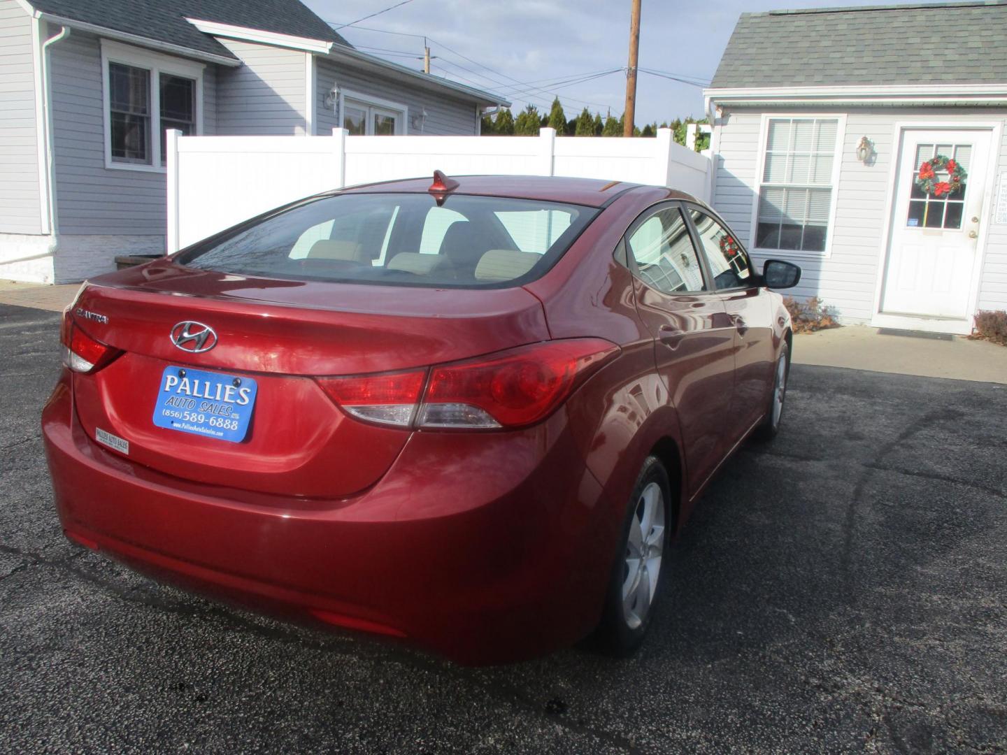 2013 RED Hyundai Elantra GLS A/T (KMHDH4AE0DU) with an 1.8L L4 DOHC 16V engine, 6-Speed Automatic transmission, located at 540a Delsea Drive, Sewell, NJ, 08080, (856) 589-6888, 39.752560, -75.111206 - Photo#6