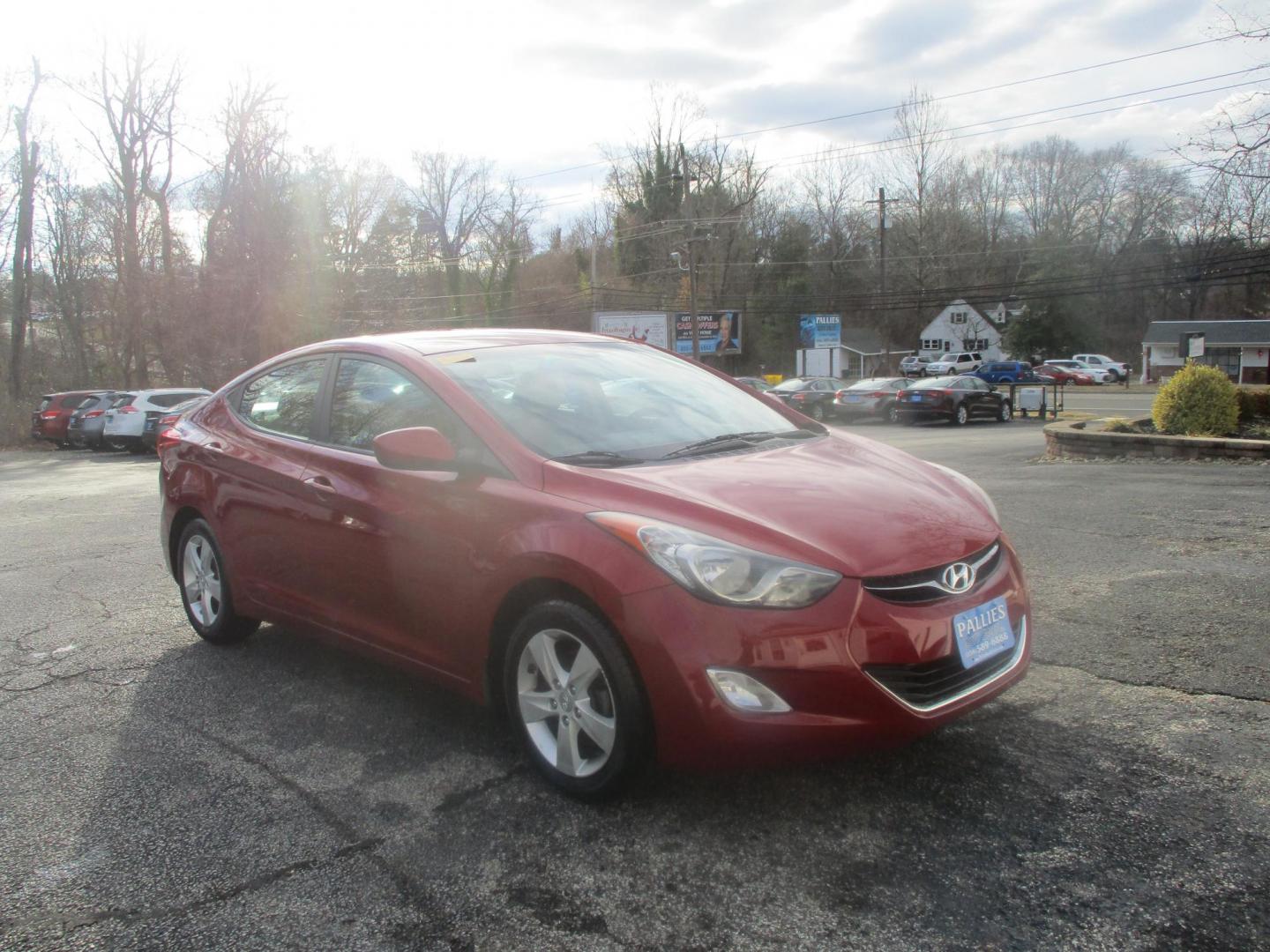 2013 RED Hyundai Elantra GLS A/T (KMHDH4AE0DU) with an 1.8L L4 DOHC 16V engine, 6-Speed Automatic transmission, located at 540a Delsea Drive, Sewell, NJ, 08080, (856) 589-6888, 39.752560, -75.111206 - Photo#8