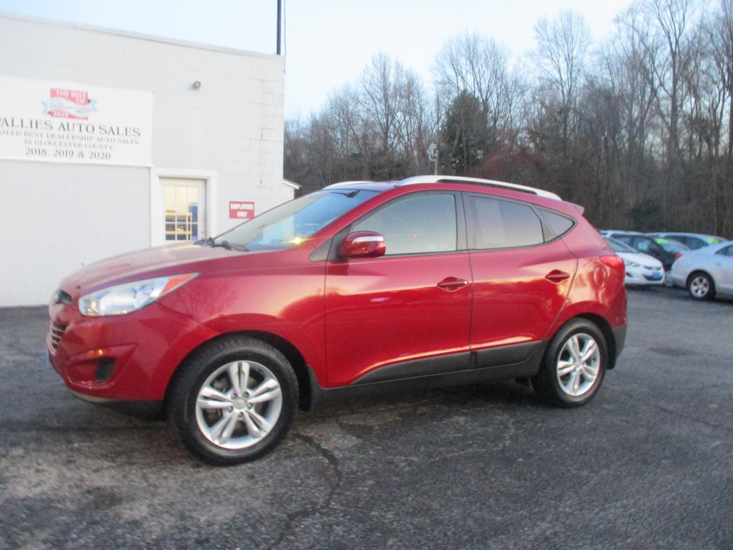 2012 Hyundai Tucson Limited Auto AWD (KM8JUCAC2CU) with an 2.4L L4 DOHC 16V engine, 6-Speed Automatic transmission, located at 540a Delsea Drive, Sewell, NJ, 08080, (856) 589-6888, 39.752560, -75.111206 - Photo#1