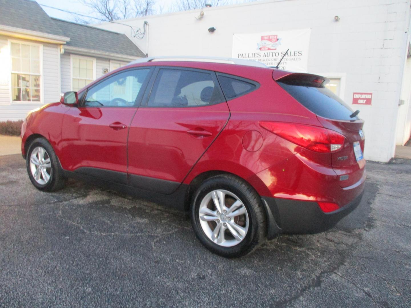 2012 Hyundai Tucson Limited Auto AWD (KM8JUCAC2CU) with an 2.4L L4 DOHC 16V engine, 6-Speed Automatic transmission, located at 540a Delsea Drive, Sewell, NJ, 08080, (856) 589-6888, 39.752560, -75.111206 - Photo#3