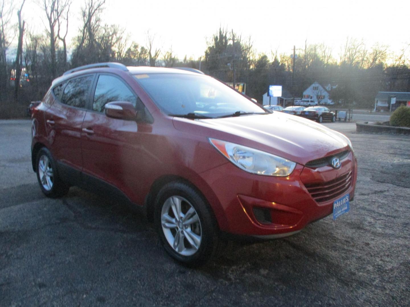 2012 Hyundai Tucson Limited Auto AWD (KM8JUCAC2CU) with an 2.4L L4 DOHC 16V engine, 6-Speed Automatic transmission, located at 540a Delsea Drive, Sewell, NJ, 08080, (856) 589-6888, 39.752560, -75.111206 - Photo#9