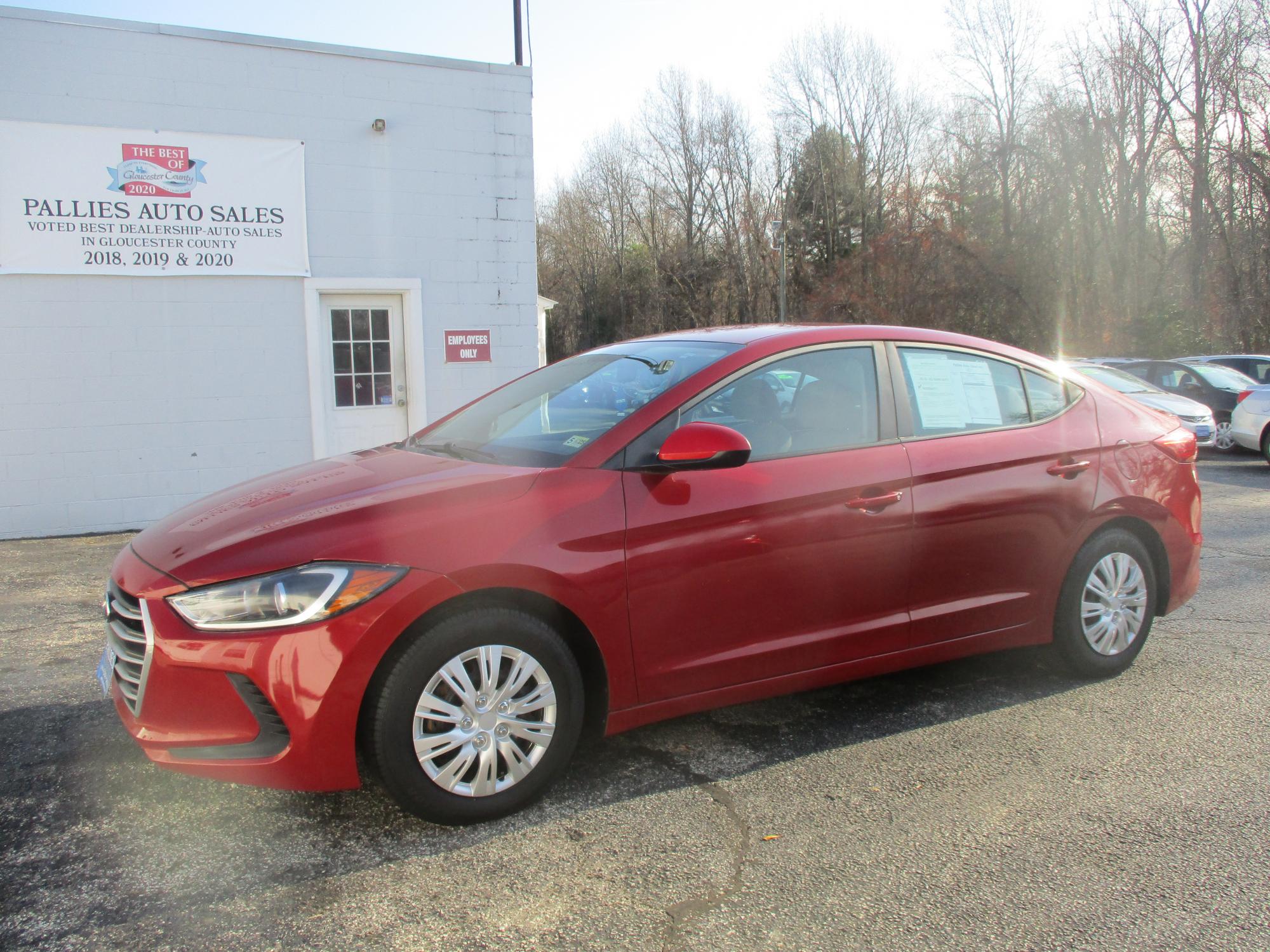 photo of 2017 Hyundai Elantra SE 6AT