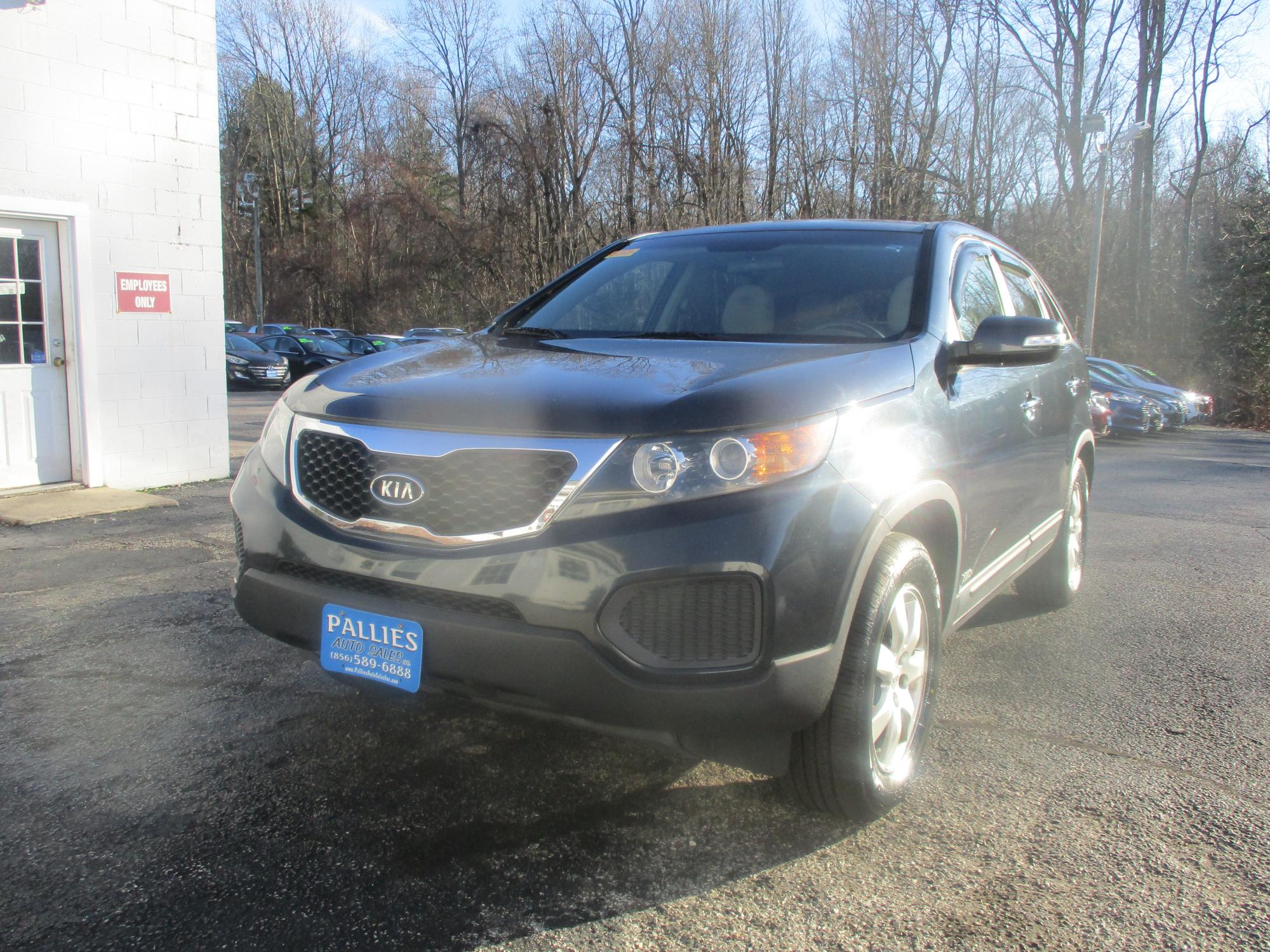 photo of 2013 Kia Sorento LX 4WD