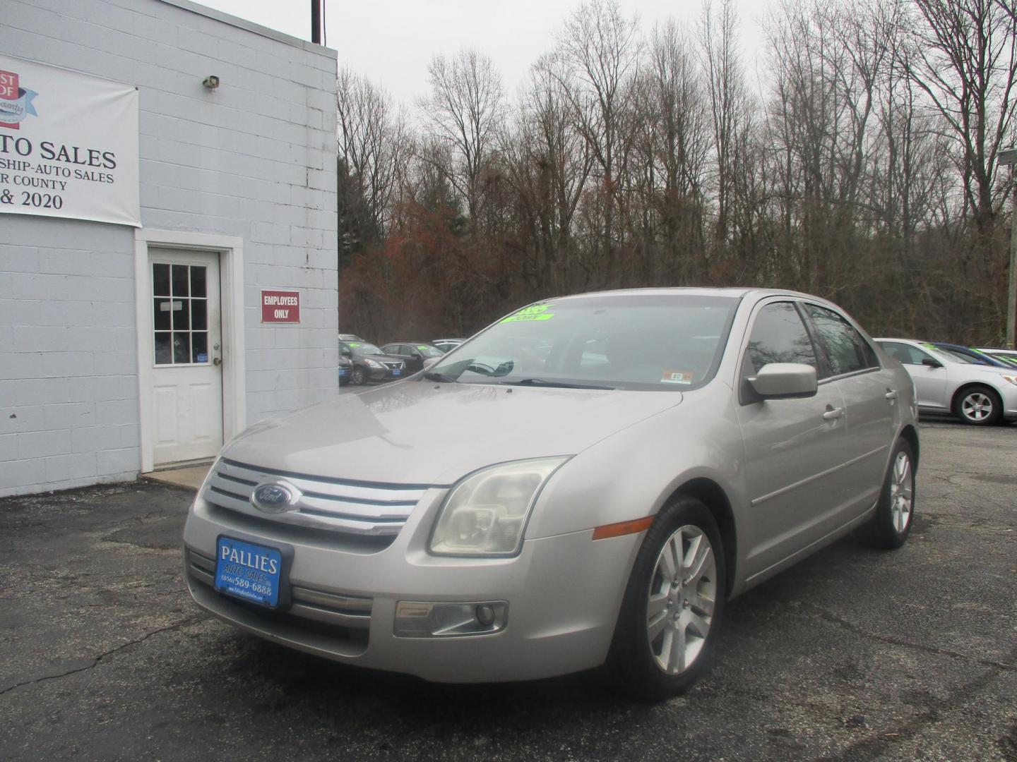 2007 SILVER Ford Fusion V6 SEL (3FAHP08177R) with an 3.0L V6 DOHC 24V engine, located at 540a Delsea Drive, Sewell, NJ, 08080, (856) 589-6888, 39.752560, -75.111206 - Photo#1